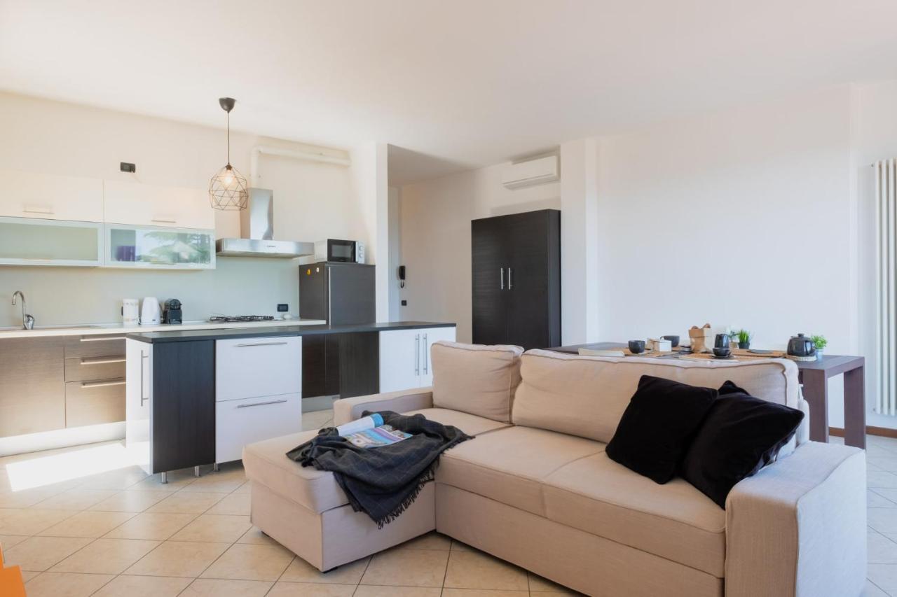 דסנזאנו דל גארדה By The Lake Apartments - Centro Storico מראה חיצוני תמונה